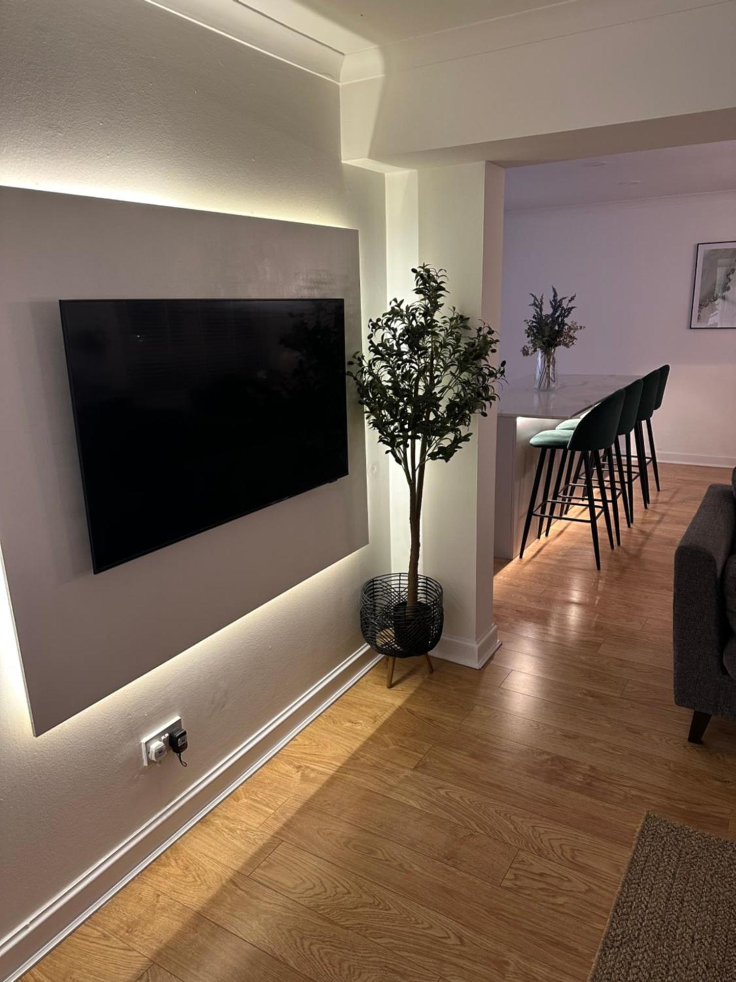 Lux 2 Bedroom Ground Floor Apartment เอดินบะระ ภายนอก รูปภาพ
